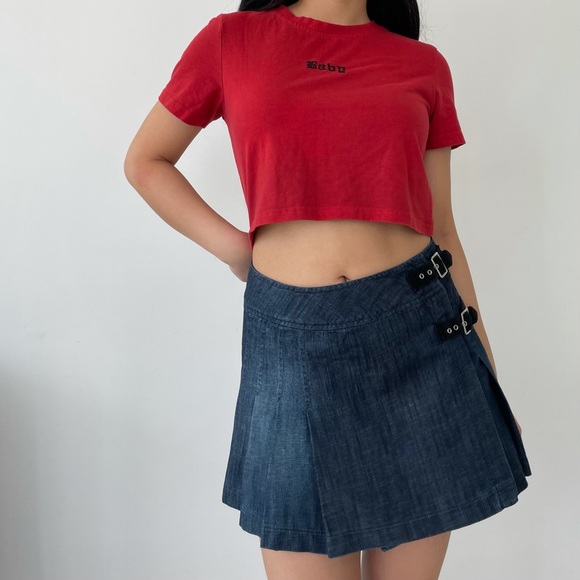 Red ‘Baby’ Cropped Tee - Small - Picture 4 of 4
